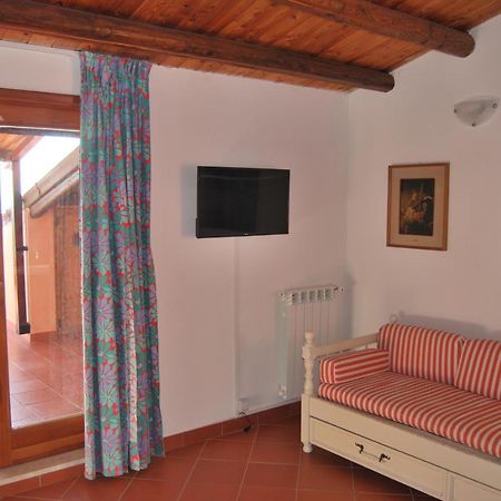 Casa Vacanze La Terrazza Sul Golfo 카스텔라마레델골포 외부 사진