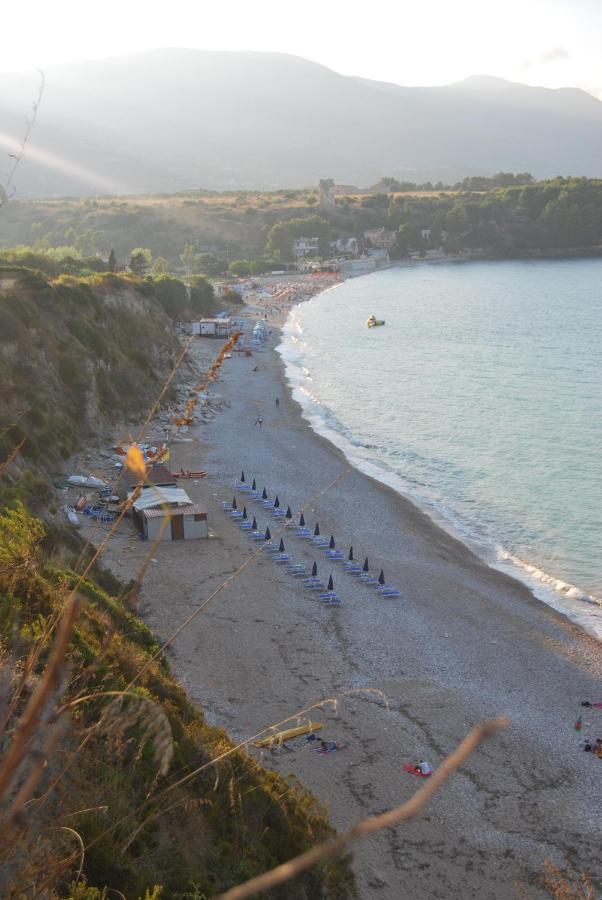 Casa Vacanze La Terrazza Sul Golfo 카스텔라마레델골포 외부 사진