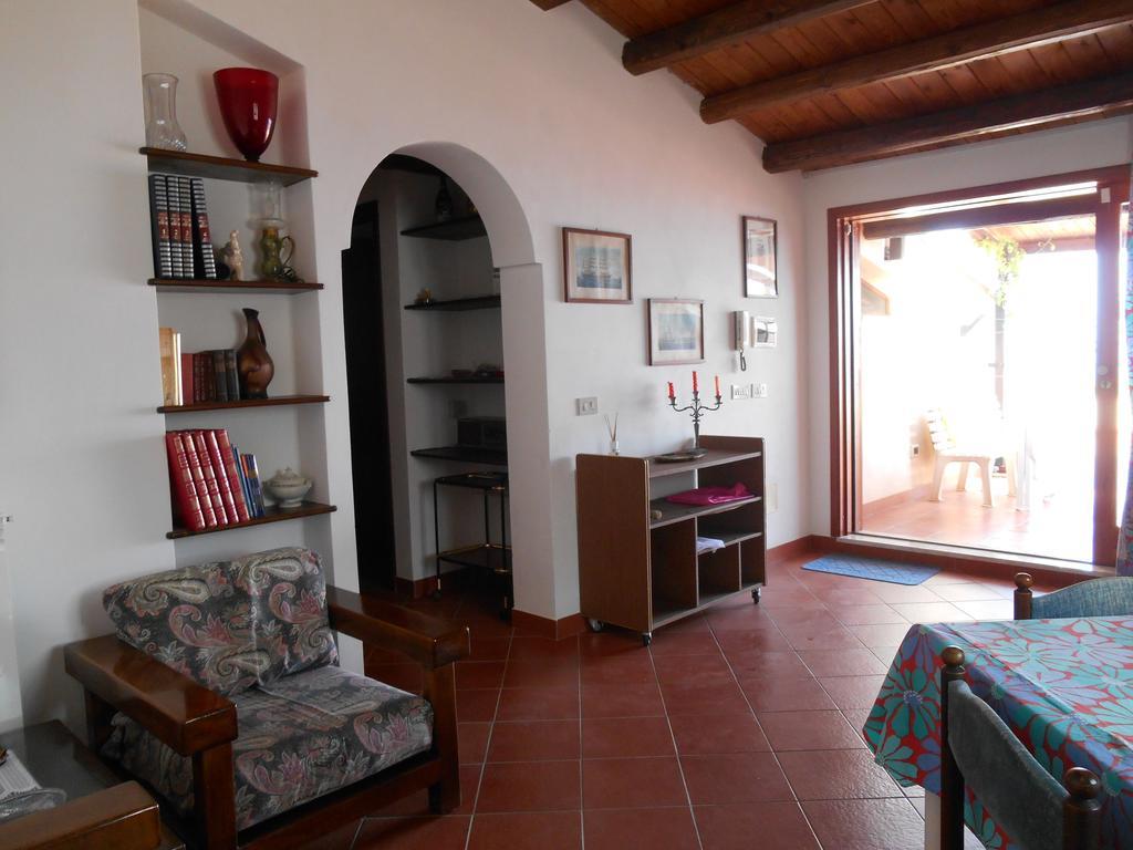 Casa Vacanze La Terrazza Sul Golfo 카스텔라마레델골포 외부 사진