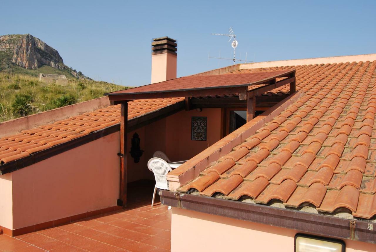 Casa Vacanze La Terrazza Sul Golfo 카스텔라마레델골포 외부 사진