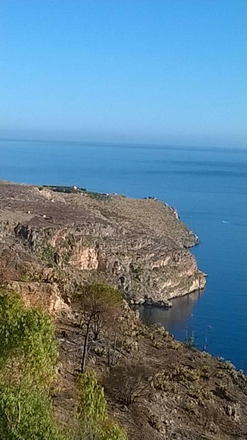 Casa Vacanze La Terrazza Sul Golfo 카스텔라마레델골포 외부 사진